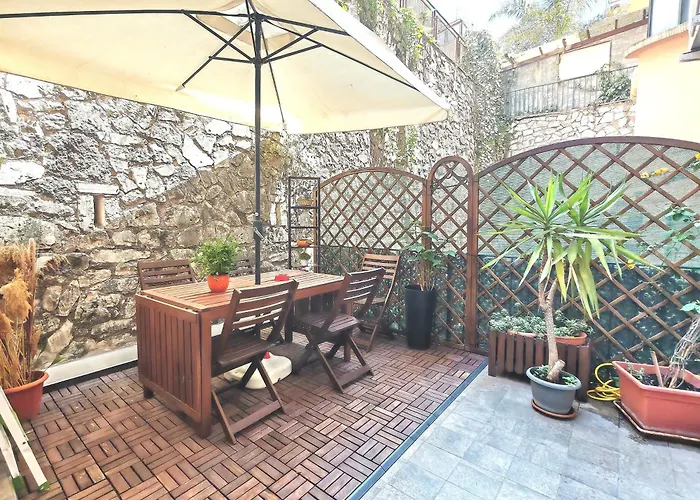 Apartament Piramide Charming Flat E Terrace *